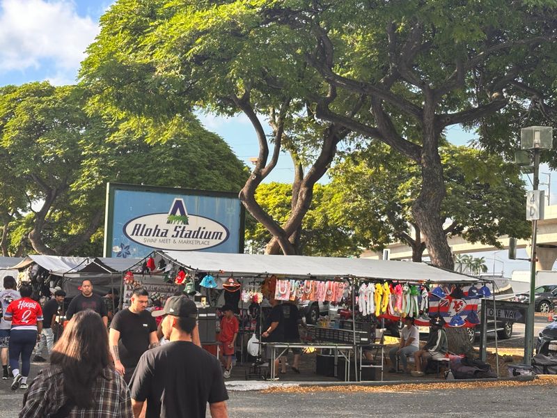Hawaii &ndash; Aloha Stadium Swap Meet, Honolulu