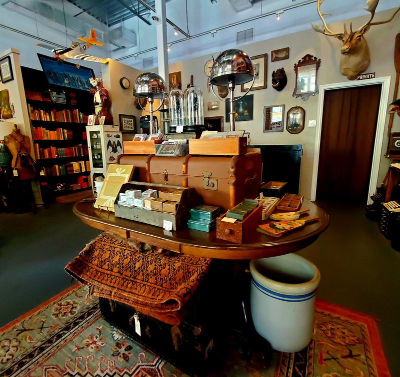 Hawaii &mdash; Hound & Quail (Honolulu, HI)