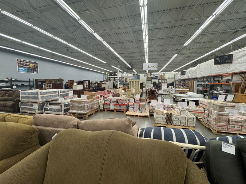 Habitat for Humanity ReStore &ndash; Avon
