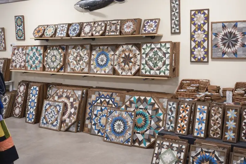 Quilts and barn quilt wall art