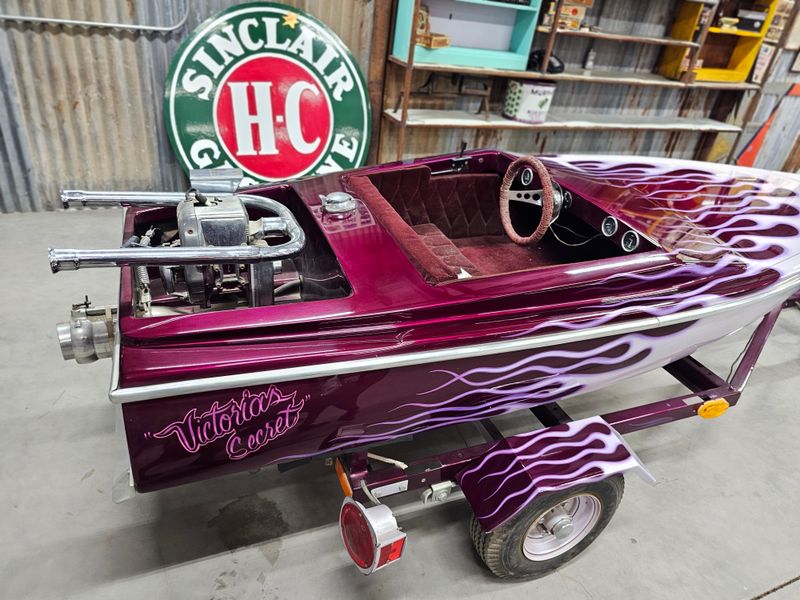 Memory Lane Garage: Restored Racing Relics and Trackside Treasures