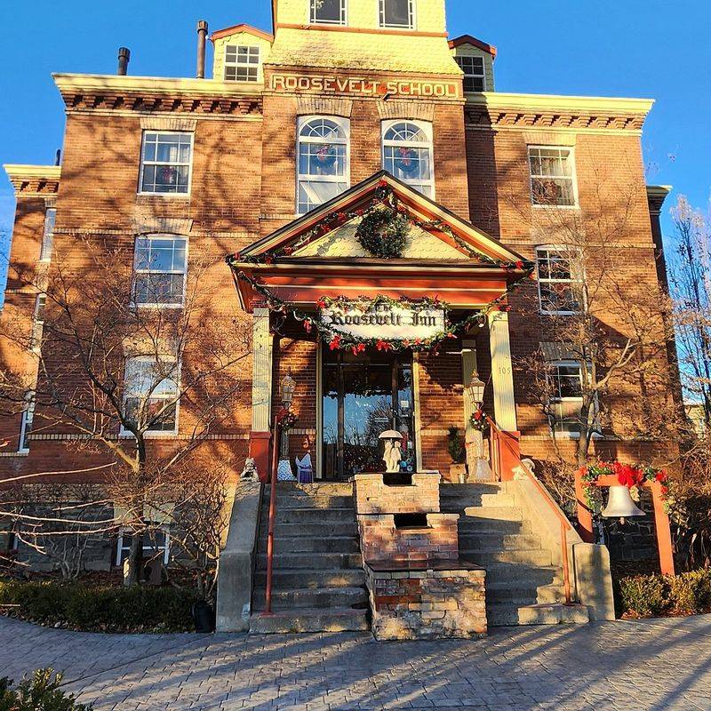 Idaho &ndash; Roosevelt Inn, Coeur d&rsquo;Alene, ID