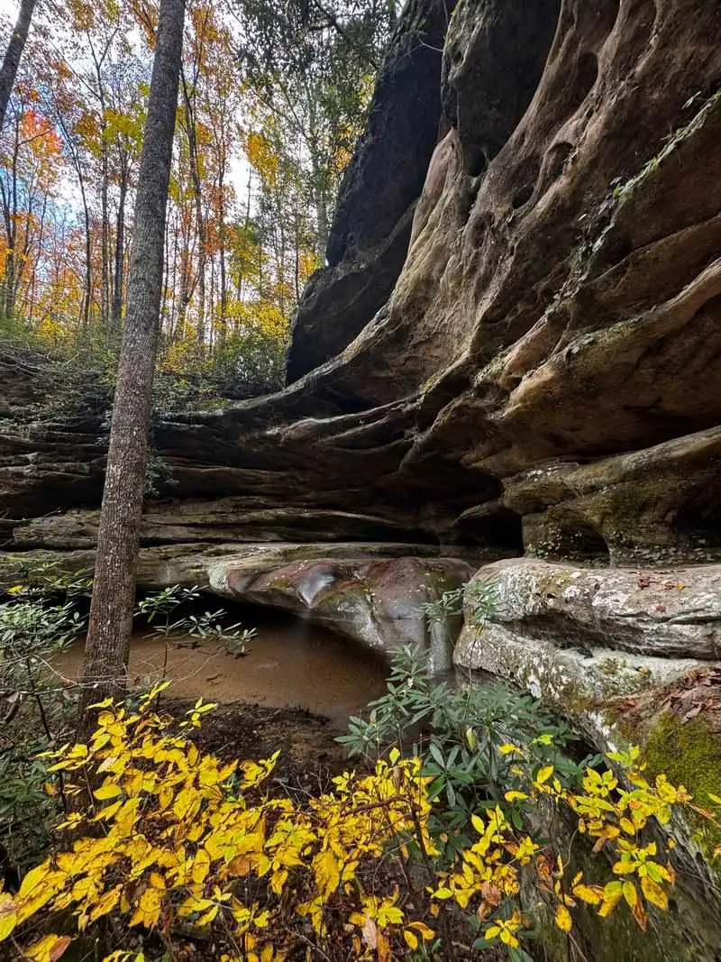Indian Rockhouse and the Sandstone Maze
