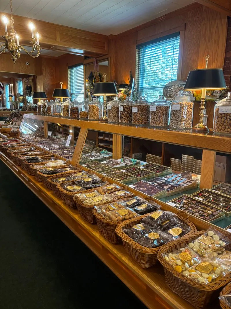 Inside the shop: layout, displays, and how to navigate