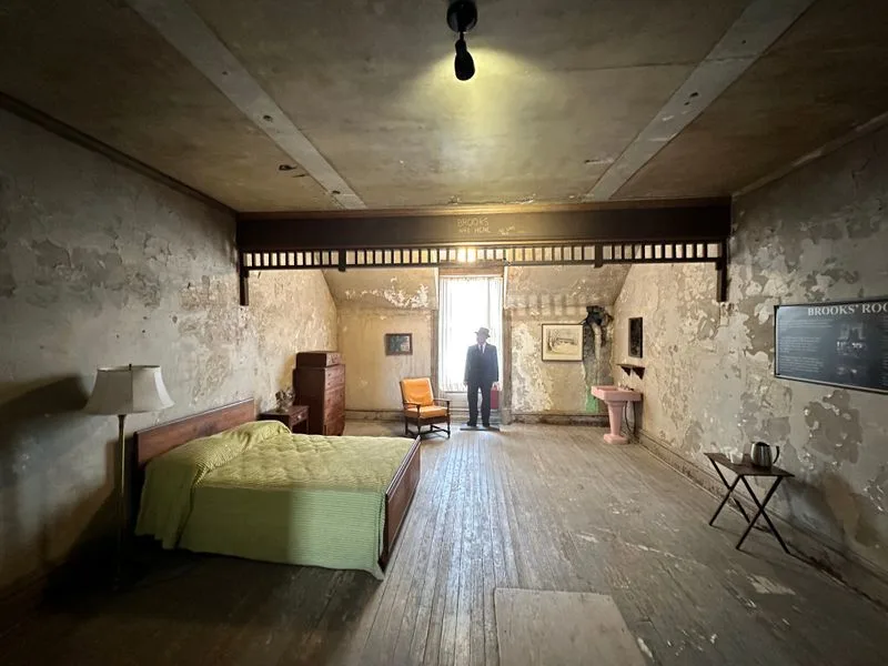 Paranormal tours and overnight investigations