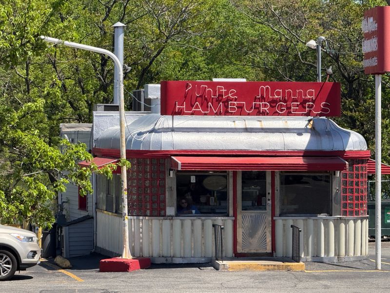 Old School Diner Vibes