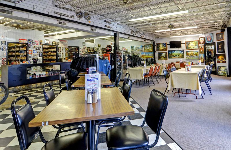 The downstairs diner: hearty breakfasts and friendly service
