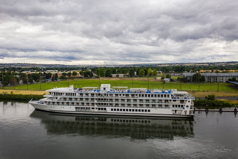 Columbia & Snake Rivers Cruise (American Cruise Lines)