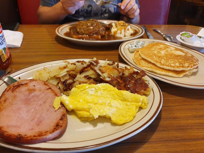 Nick&rsquo;s Diner &mdash; Denver, Colorado