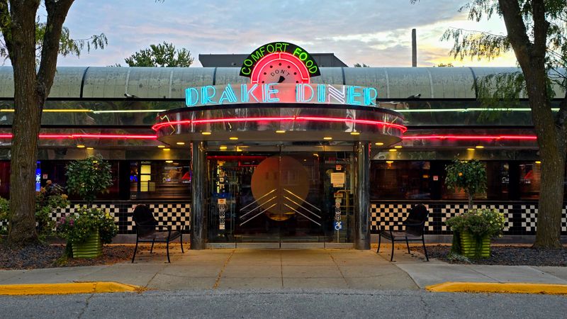 Iowa &mdash; Drake Diner (Des Moines)