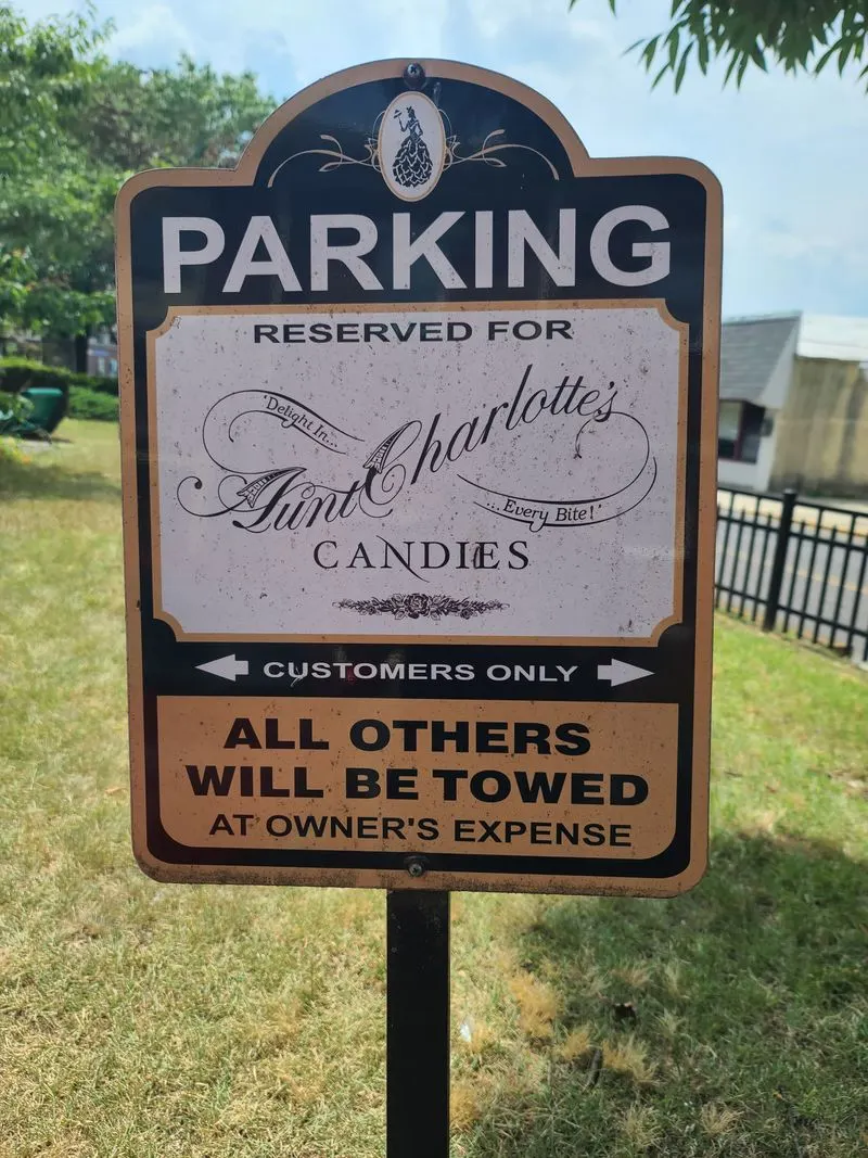 Local tips: hours, parking, and calling ahead