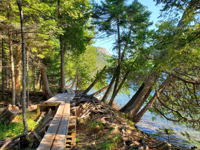 Jordan Pond Path: Easy Miles, Big Reflections
