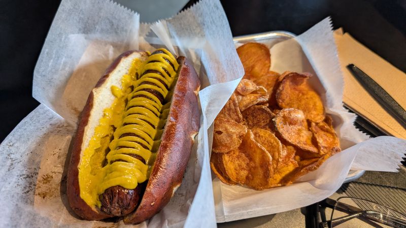 Kentucky &ndash; Red Top Gourmet Hotdogs (Louisville)