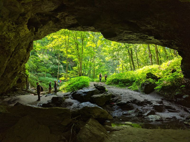 Maquoketa Caves State Park – Maquoketa