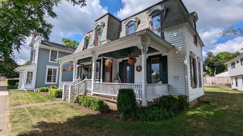 History Walk: From Settlement to Today