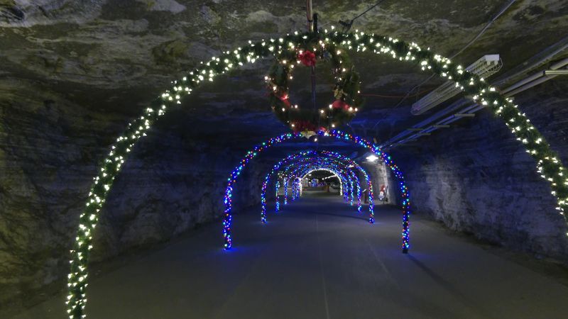 Events and Special Experiences: 5Ks, Dinners, and Seasonal Touches