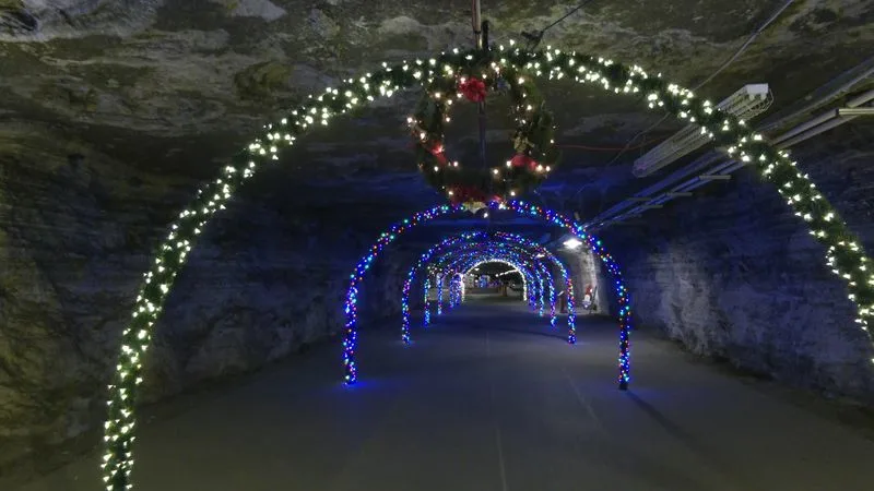 Events and Special Experiences: 5Ks, Dinners, and Seasonal Touches