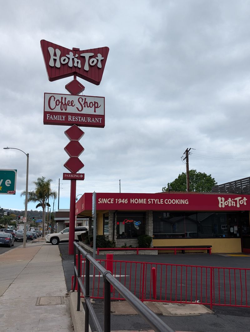 Hot N Tot &mdash; Lomita, CA