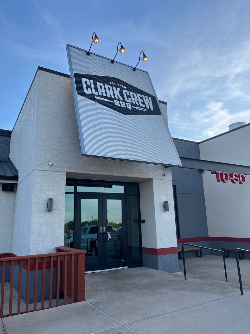 Oklahoma &ndash; Clark&rsquo;s Crew BBQ & Catfish &ndash; Oklahoma City, OK