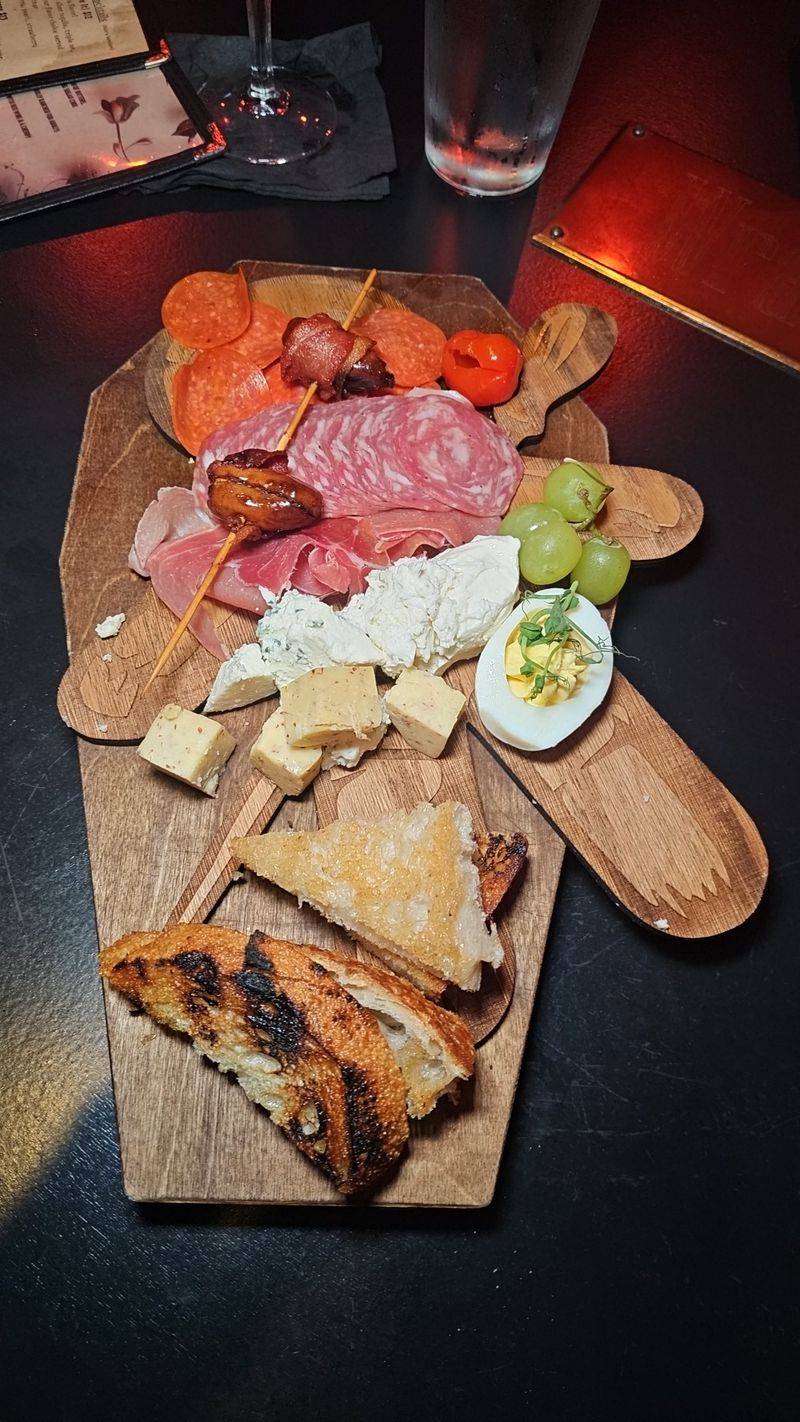 Flatbreads, Gator Specials, and Shareables