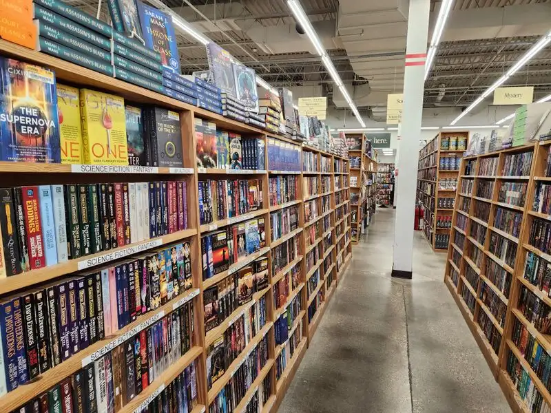 Hunt smart in general fiction