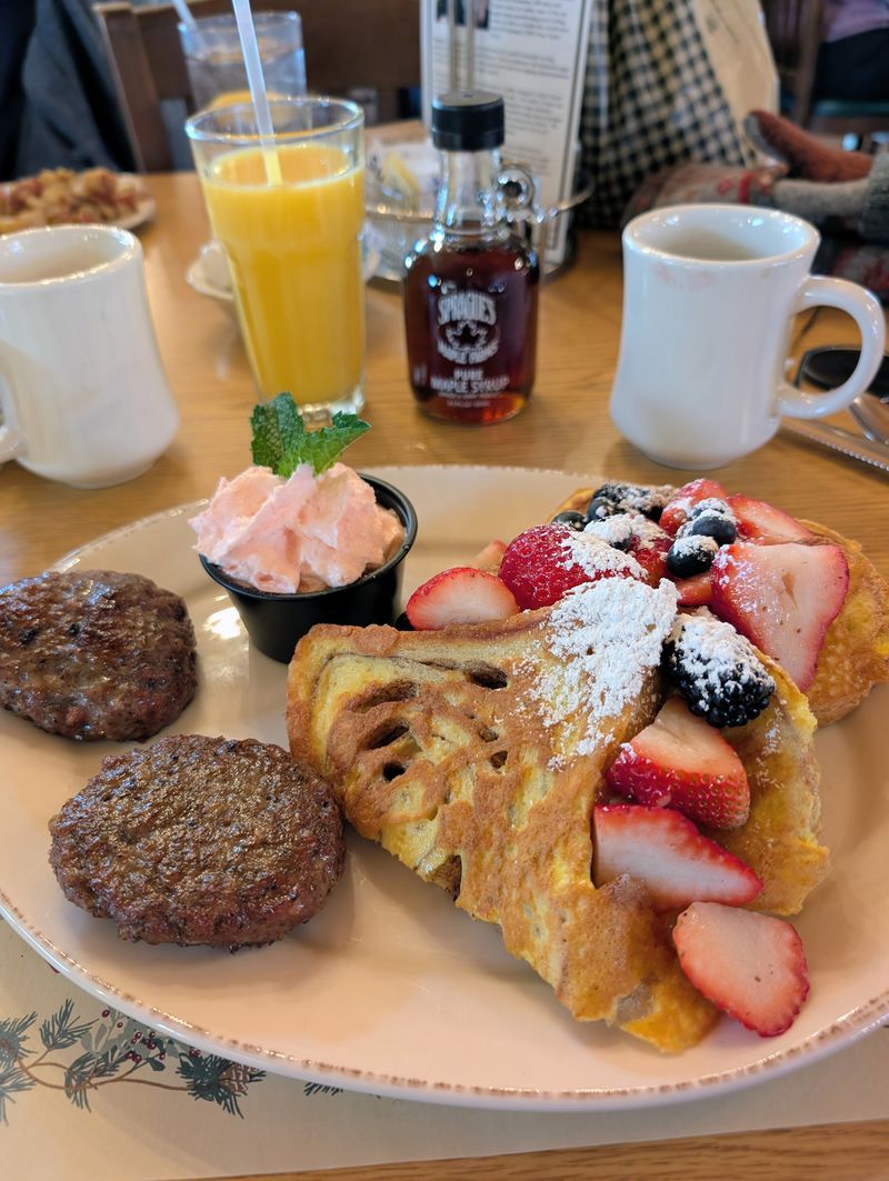 Breakfast all day: what to order first