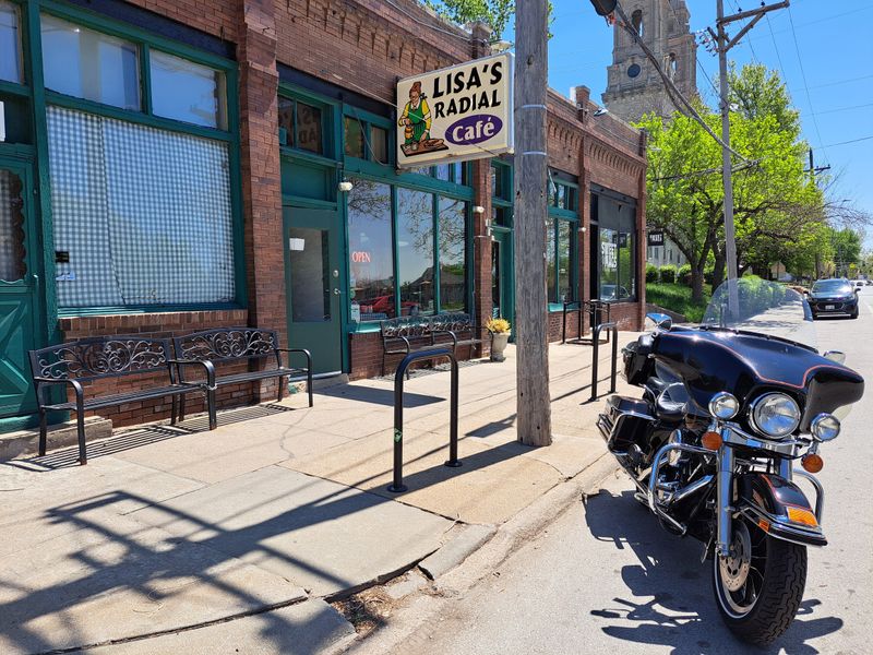 Lisa’s Radial Cafe — Omaha