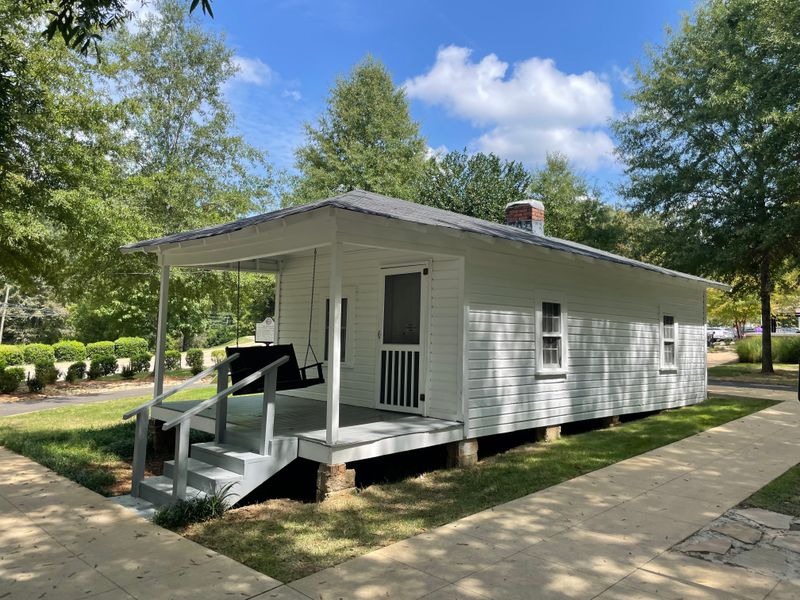 Elvis Presley Birthplace (Tupelo, MS)