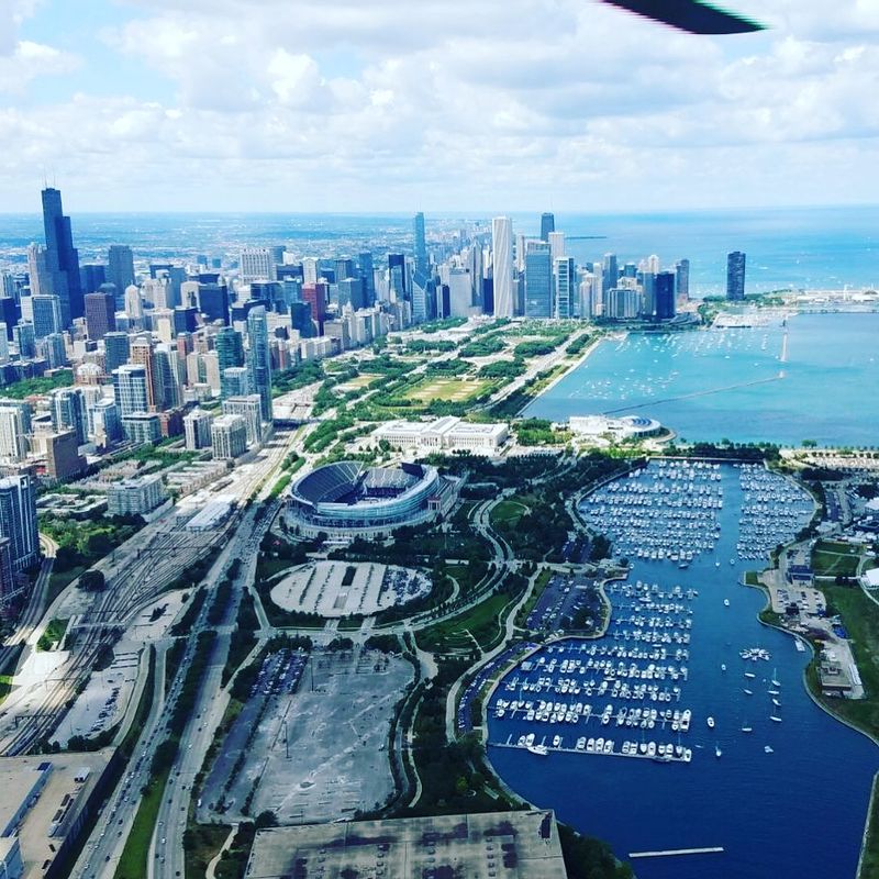 Chicago Cityscape Helicopter Tour &mdash; Chicago, Illinois