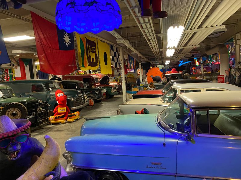 Curator-for-a-Day Cart