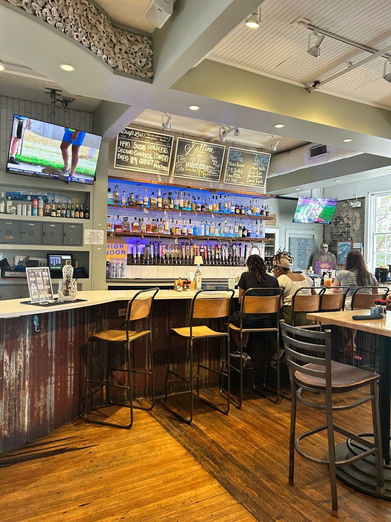 Mississippi — Saltine, Jackson