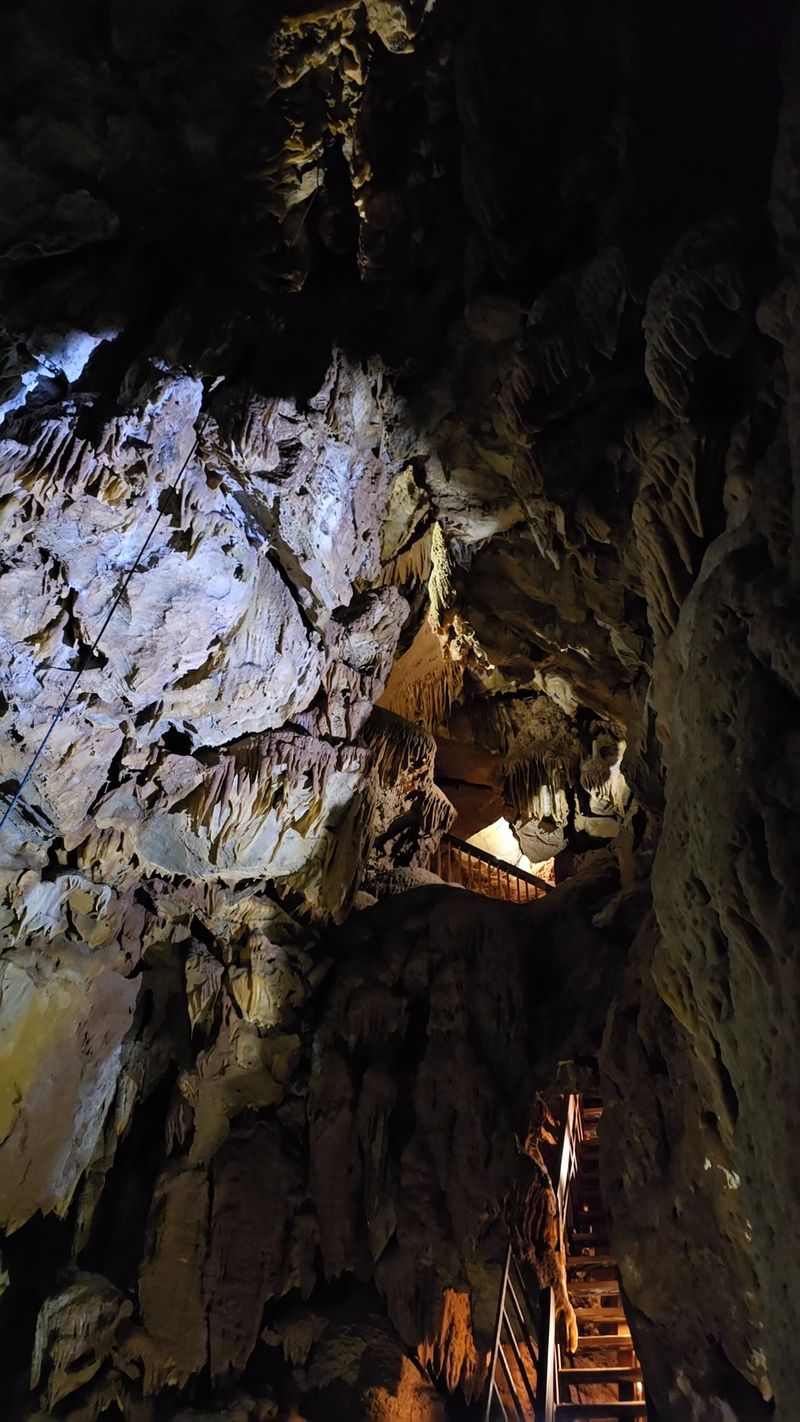 Black Chasm Cavern