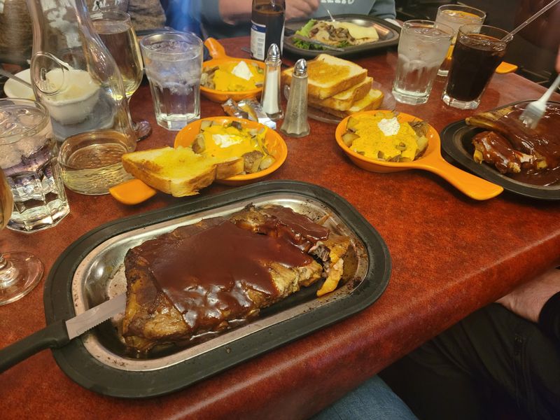 Signatures Supper Club