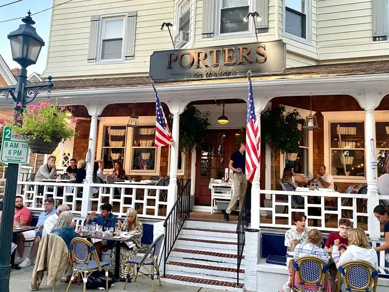 Bellport restaurants and porch dining