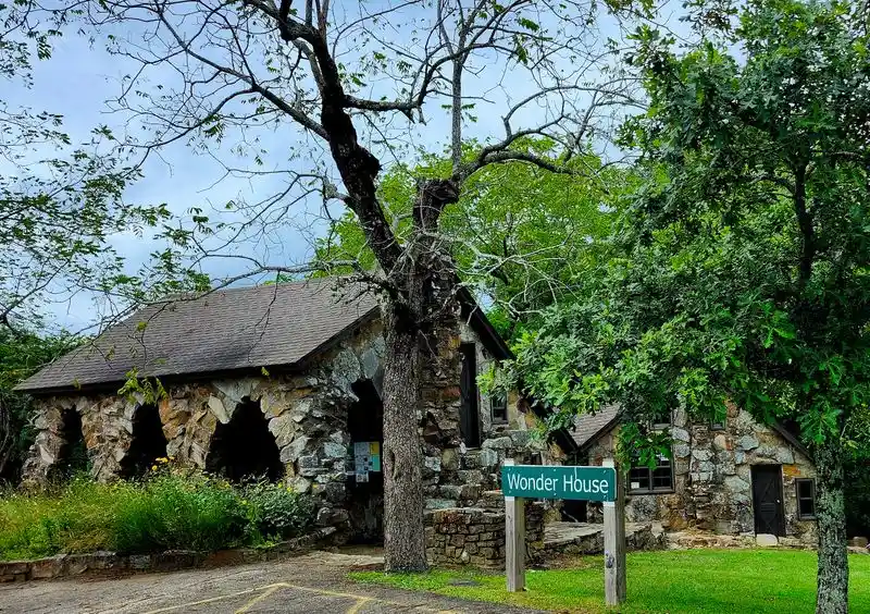 Queen Wilhelmina State Park