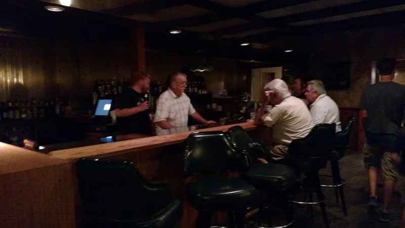 Service, setting, and small town charm