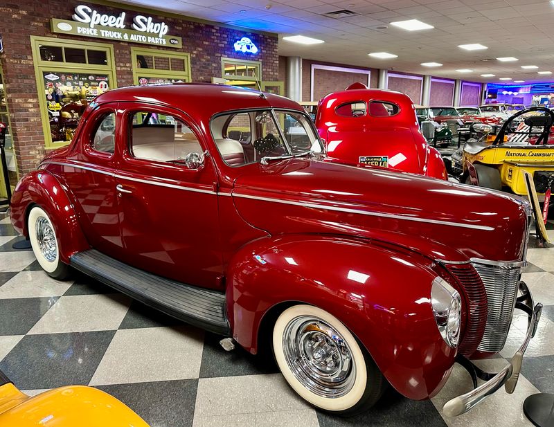 Lions Automobilia Foundation & Museum &mdash; Rancho Dominguez, CA