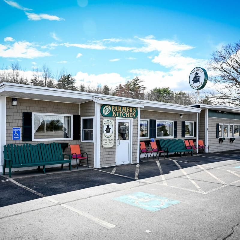 New Hampshire &mdash; The Farmer's Kitchen (Farmington)