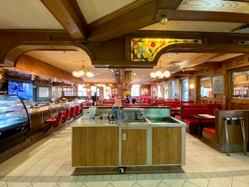 New Jersey – Coach House Diner – Hackensack