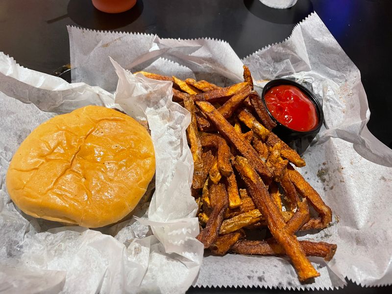 Dyer&rsquo;s Burgers & Dogs, Memphis, Tennessee