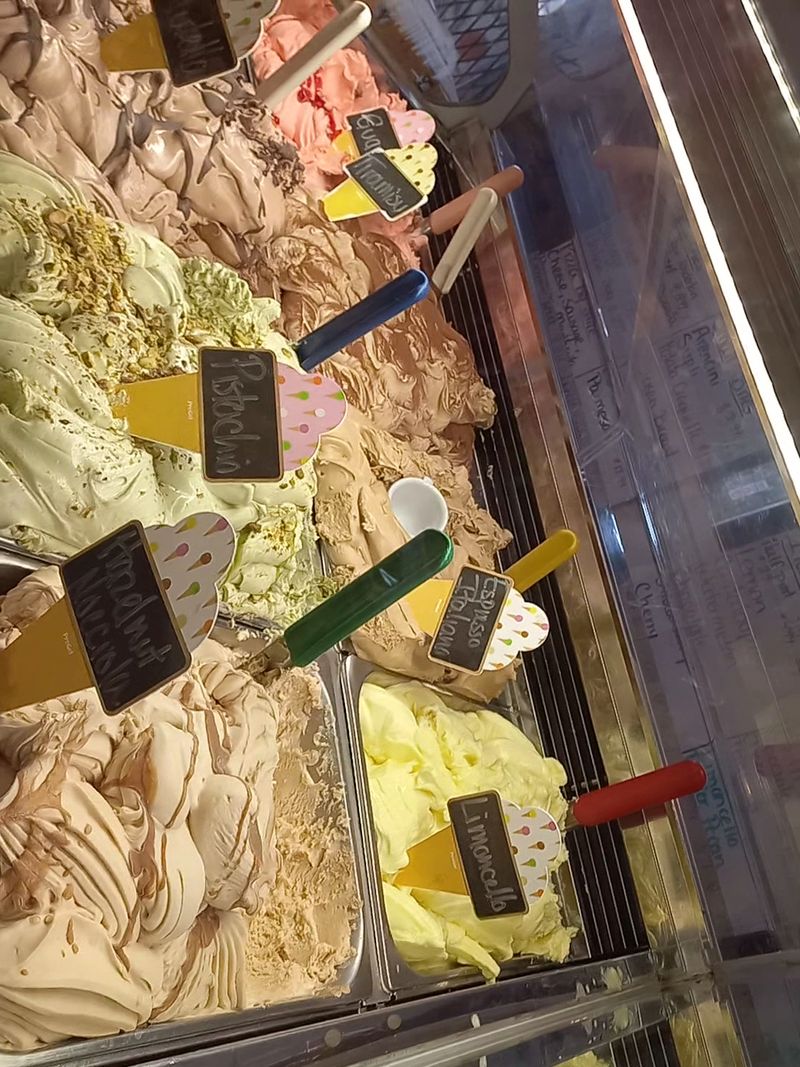 Pistachio-Almond Crunch Gelato Sundae