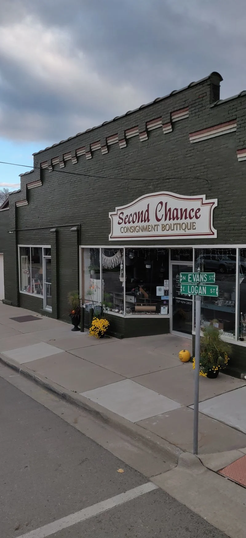 Second Chance Consignment Boutique Inc - Tecumseh