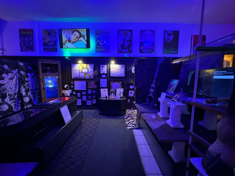 Signature scare rooms and scene design