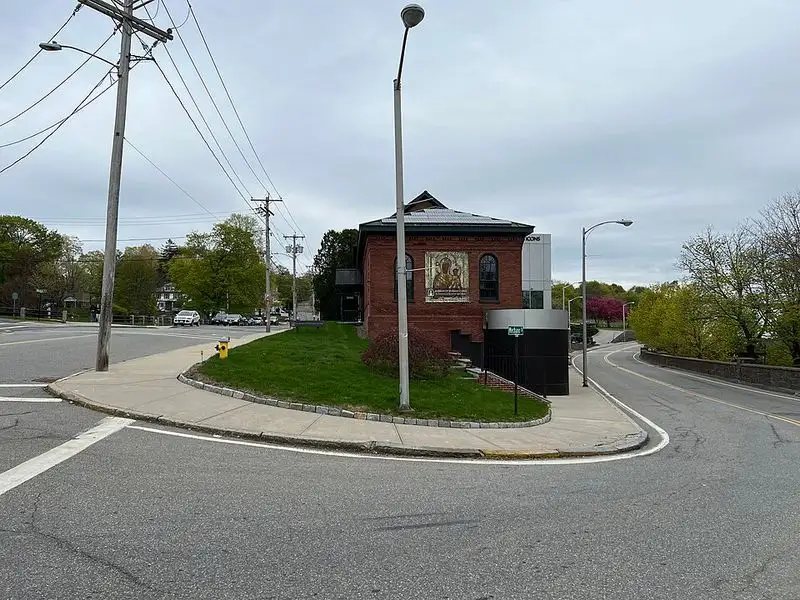 A Walkable Downtown with Everyday Conveniences