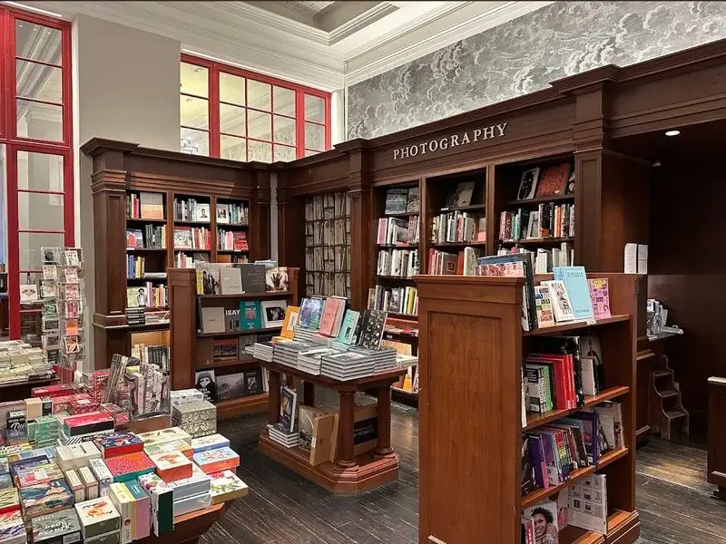Rizzoli Bookstore
