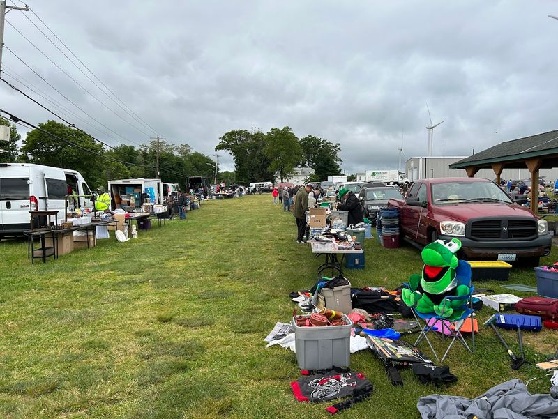 Rhode Island &ndash; Plainfield Pike Flea Market, Johnston