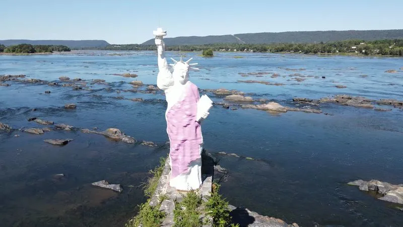 Pennsylvania&rsquo;s Mini Statue of Liberty on the Susquehanna