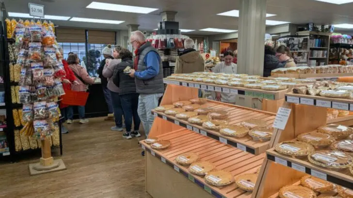 People travel from all over Pennsylvania to eat at this legendary Amish bakery