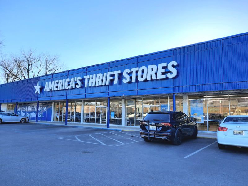 Why shoppers drive for miles to this Alabaster giant