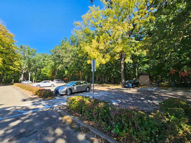 Accessibility and On-Site Amenities